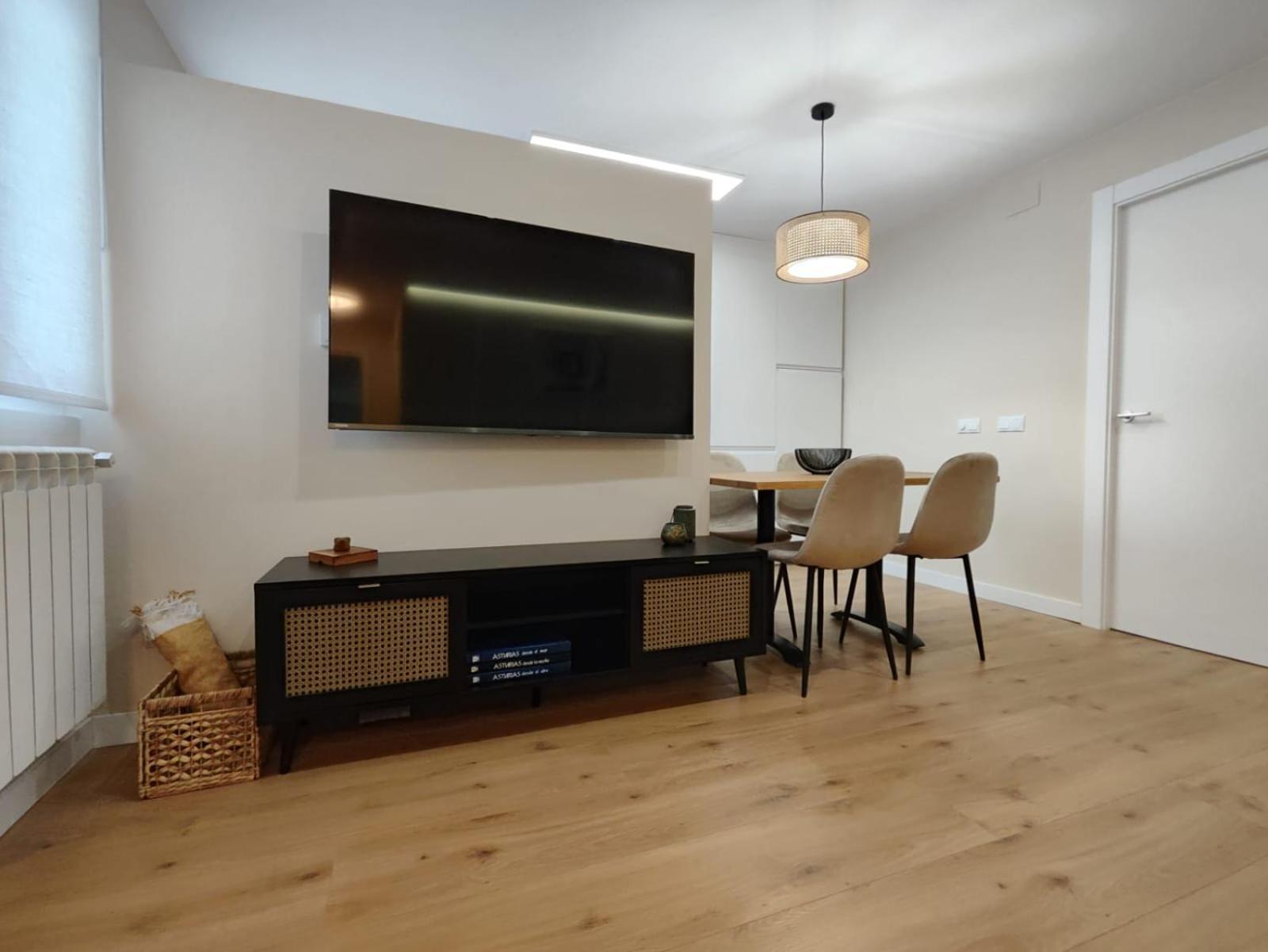 Carpio 18 Apartman Oviedo Kültér fotó