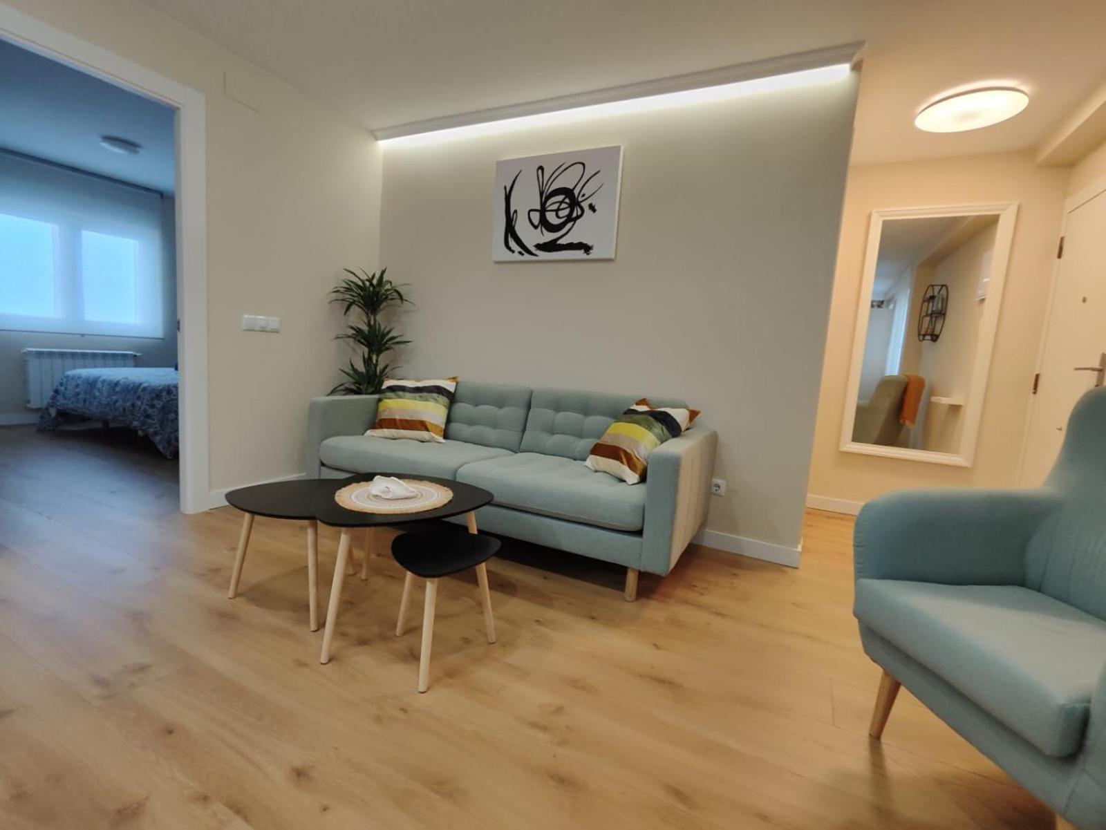 Carpio 18 Apartman Oviedo Kültér fotó