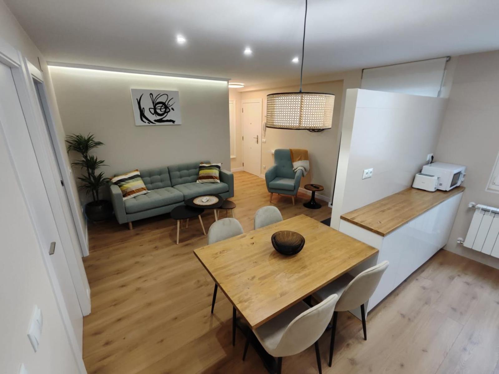 Carpio 18 Apartman Oviedo Kültér fotó