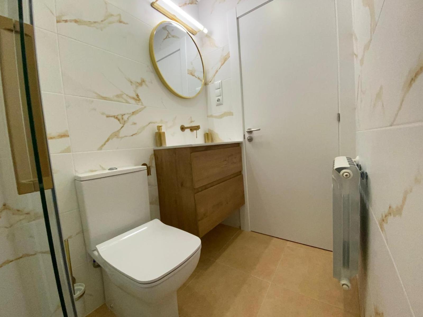 Carpio 18 Apartman Oviedo Kültér fotó